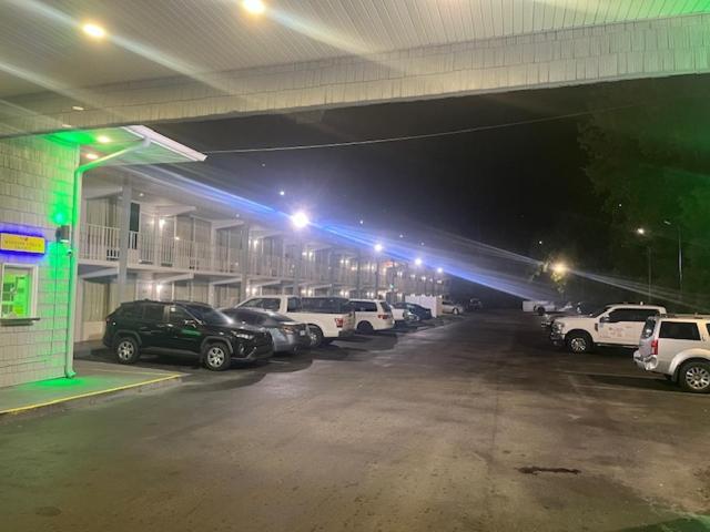 Super 8 By Wyndham Kingsland I-95 Naval Base Area Hotel Ngoại thất bức ảnh